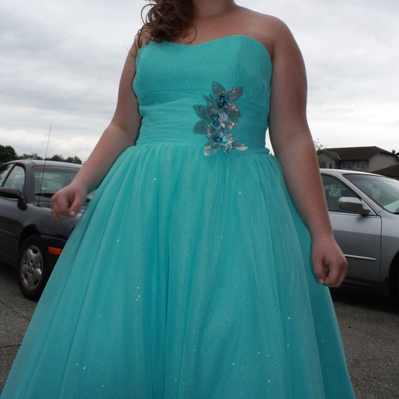 Cinderella Blue Prom Dress - Picture 3 of 3